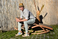 Männer mögen es diesen Sommer lässig! Und ganz schön bunt!