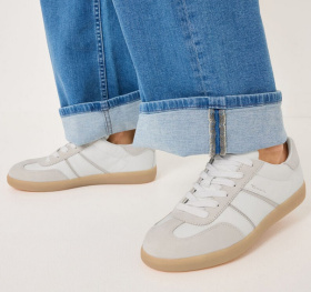 Trendige Sneakers von Tamaris