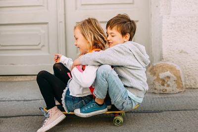 Kinder… leicht! So sehen coole Sneaker aus!