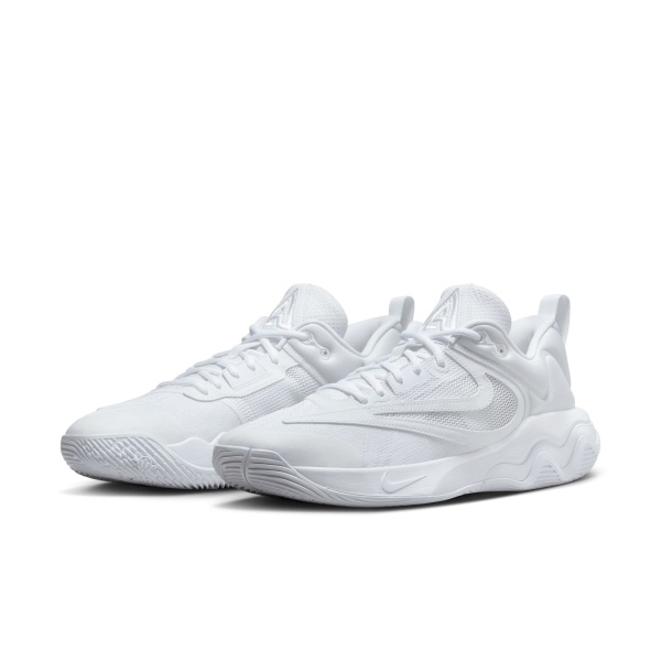Nike Giannis Immortality 3