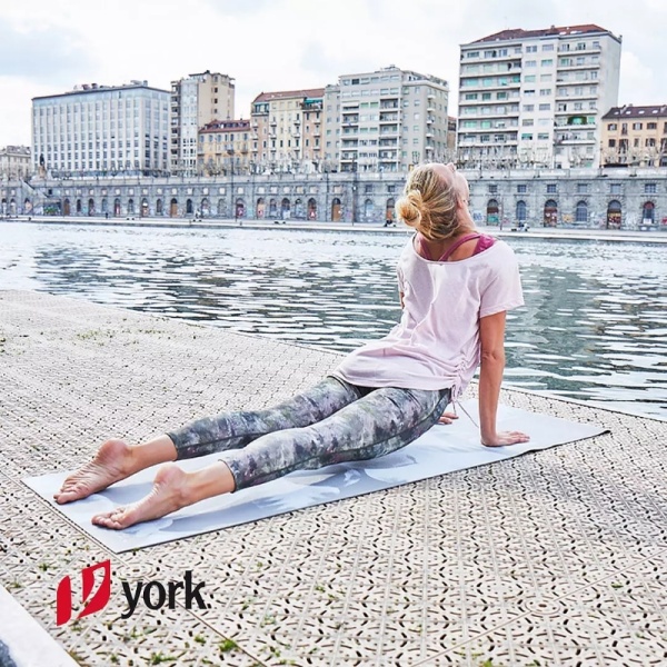 York Yoga-Mode und -Matten